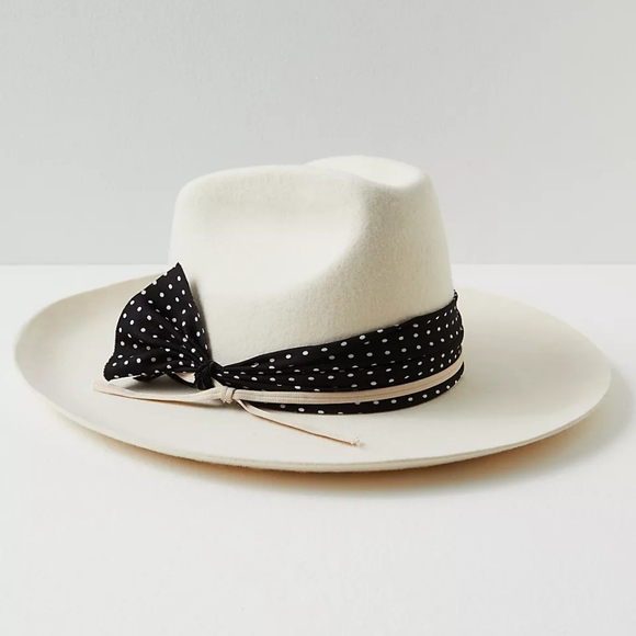Free People Accessories - * Free People Stacked Dot Felt Hat NWOT